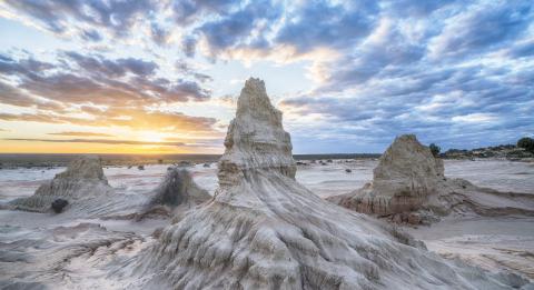Walls of China, Mungo National Park